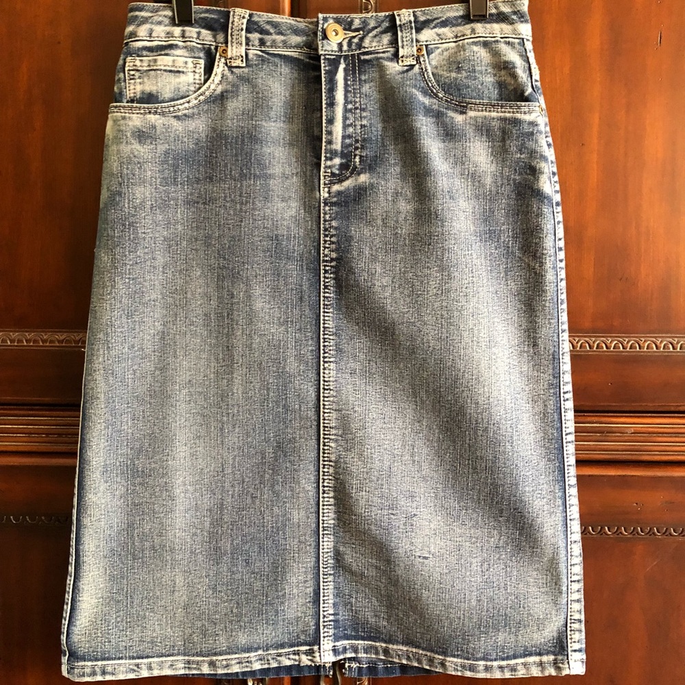 Denim / jean skirt